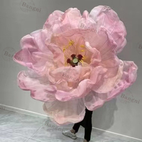 Instalasi Seni Bunga Peony Organza Raksasa Vintage Mewah Elegan Modern untuk Pajangan Jendela Toko Mal, Acara Pernikahan