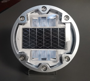 Tachuelas LED Solares de Alta Visibilidad para Carreteras, con Luces Intermitentes Integradas, para Pavimento, para Autopistas - Product Image 6