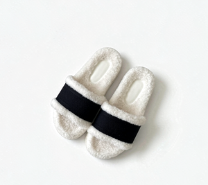 Chaussons d'hiver chauds en peluche pour femmes, sandales plates à enfiler, douces en fausse fourrure, pour intérieur et chambre, vente en gros - Product Image 2