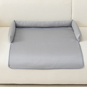 Tapis pour animaux de compagnie en soie glacée tissée, rectangulaire, lit rafraîchissant pour chien, lavage à la main, rembourrage en fibre de polyester - Product Image 1