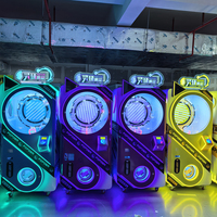 Nouvelle conception de machine à grue d'arcade à monnayeur pour intérieur, avec interface multicolore en anglais et caractéristiques durables