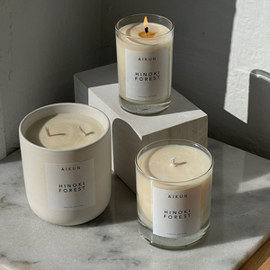 AIKUN Fabricante Mayorista de Velas Aromáticas Decorativas en Frascos con Fragancia Duradera para Bodas, Eventos y Regalos - Product Image 1