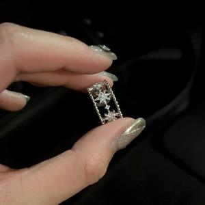 Bague ouverte en argent sterling S925 avec incrustation de diamants, motif d'ailes évidées, tendance pour femmes - Product Image 2