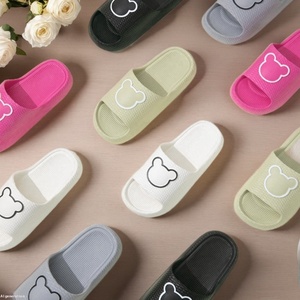 Sandali da bagno da donna e uomo a punta aperta per <span class=keywords><strong>pantofole</strong></span> stampati estivi antiscivolo da bagno interni sandali da bagno in serie con senso Stepp - Product Image 2