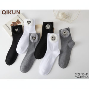 Calzini ornamentali-alla moda in PVC Mini giocattolo morbido vestiti decorativi per ragazze giocattolo da 30cm - Product Image 1