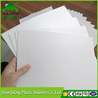 Plaque en mousse PVC rigide Julong Jl-099 122cm*244cm, résistante aux UV et anti-vieillissement, pour découpe personnalisée, épaisseur 1mm, usage publicitaire