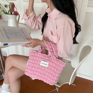 Nouveauté 2024 : Mini sacs à main pour femmes, sacs de maquillage matelassés tendance, petits sacs fourre-tout plissés sous le bras pour femmes - Product Image 5