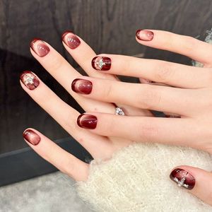 Uñas Postizas de Ojo de Gato Rojo Vino [Red Diamond Starlight], Elegantes y Brillantes, Hechas a Mano - Product Image 4
