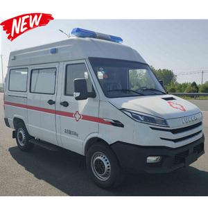Ambulancia Todoterreno Iveco A35 4x4 con Volante a la Izquierda, Precio de Toyota Land Cruiser Automático, Transmisión Manual Ford 363 T8 362 - Product Image 1