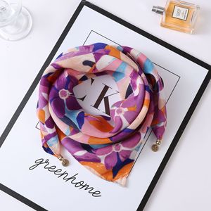 Écharpe de mode pour femme en gros avec boucle magnétique à boule dorée pour l'automne-hiver - Product Image 4