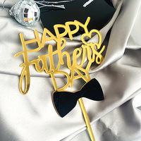 Kreativer Schnurrbart „Happy Father's Day“ bedruckter Acryl-Kuchenaufsatz mit „Love Dad“-Design für den Geburtstag von Papa, Party- und Jubiläumsdekoration