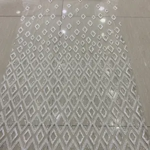 Tela de encaje con diseño de cuentas incrustadas, forma cuadrada, color blanco