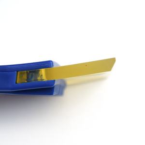 Brosse gratte-neige avec manche, outil de dégivrage pour pare-brise, conception ergonomique pour une élimination facile, compacte et légère - Product Image 3