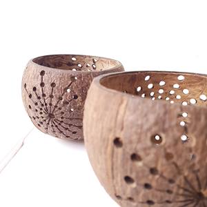 เทียนหอมกลิ่นมะพร้าวทำจากกะลามะพร้าวเป็นมิตรต่อสิ่งแวดล้อม100% อย่างสร้างสรรค์ - Product Image 3