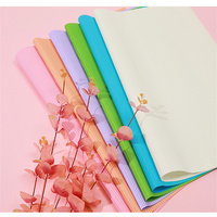 Carton ondulé de carte d'artisanat de couleur simple face papier A4 50X70 cm Arts & Crafts Print Carton emballé pour emballer des cadeaux d'emballage
