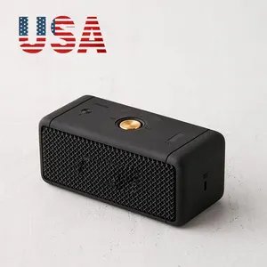 2024 più venduto M8 altoparlante senza fili Bluetooth portatile Mini BT Heavry Bass 3D sa-pi-na siang let con cinturino