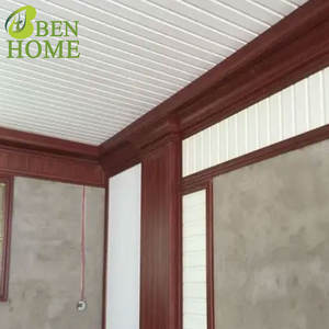 Panneau <span class=keywords><strong>PVC</strong></span> directement <span class=keywords><strong>de</strong></span> l'usine, panneau mural et <span class=keywords><strong>de</strong></span> plafond décoratif en <span class=keywords><strong>PVC</strong></span> durable, vente en gros - Product Image 1