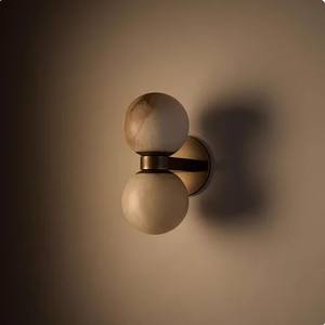 Éxito de Ventas de Fábrica: Lámpara de Pared de Alabastro Español con Pantalla Esférica Natural y Base de Latón, Ideal para Decoración de Sala de Estar y Dormitorio - Product Image 5