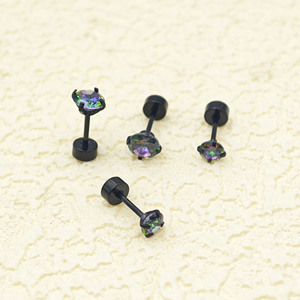 Labret en acier inoxydable noir avec zircone cubique arc-en-ciel |   Bijoux de piercing à filetage interne |   Piercing pour lèvre, oreille et nez - Product Image 3