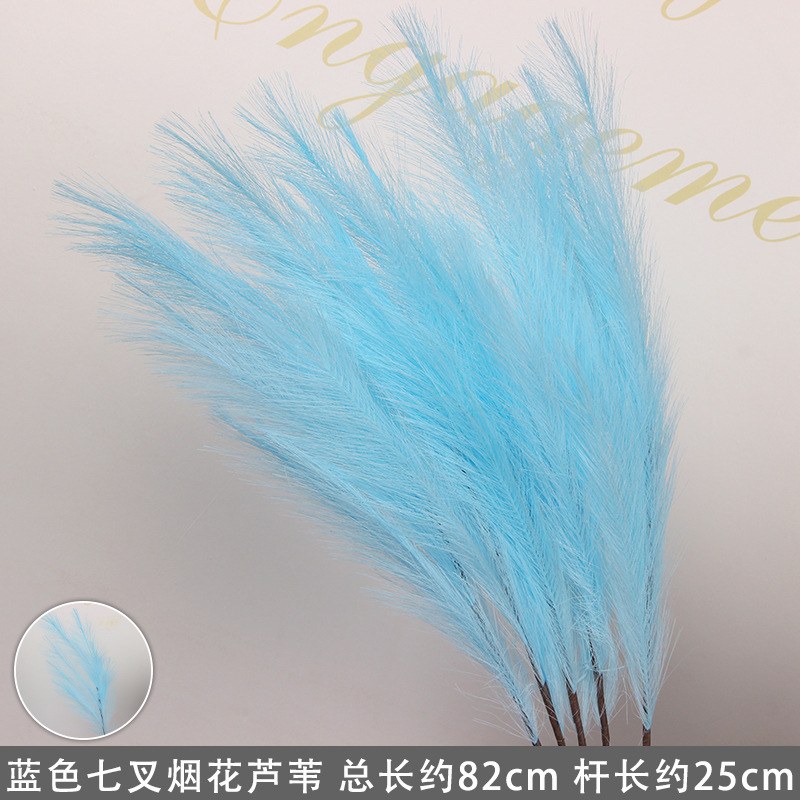 Blue 7-pronged firework reed stick