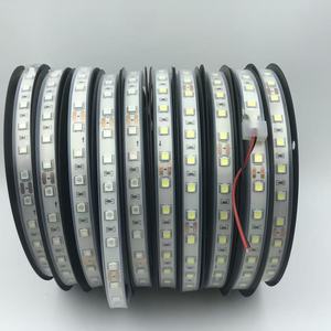 Bande lumineuse souple flexible 24V 5050 IP67 étanche, 60 LED, lumière verte et blanche 6000K, basse tension, haute luminosité - Product Image 5