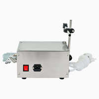 Machine de remplissage de liquides semi-automatique à commande numérique pour petites bouteilles GFK-160 pour boissons, cosmétiques et liquides comestibles