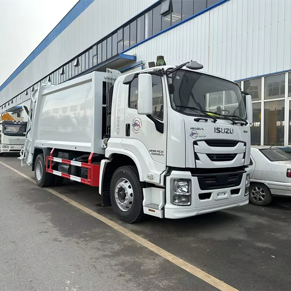 8 12 Tons ISUZU Trash Compactor