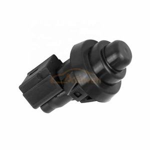 Interruptor de luz de marcha atrás Aelwen utilizado para <span class=keywords><strong>RENAULT</strong></span> LAGUNA I OE NO. 7700427640 AEL-30772 - Product Image 1