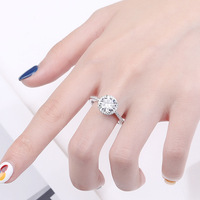 Bague de luxe micro-pavée en argent sterling S925 électroplaqué avec moissanite, couleur D, 0,5 carat et 1 carat, pour femme, modèle transfrontalier
