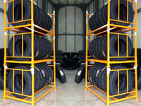 Mracking étagère empilable pliable en acier abordable supports de stockage de pneus personnalisés