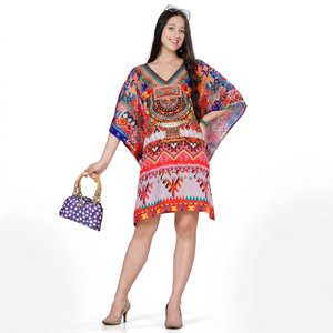 Robe longue caftan en viscose pour femme africaine, coupe ample, style poncho kimono, aspect satiné soyeux, tenue bohème pour les vacances à la plage - Product Image 1