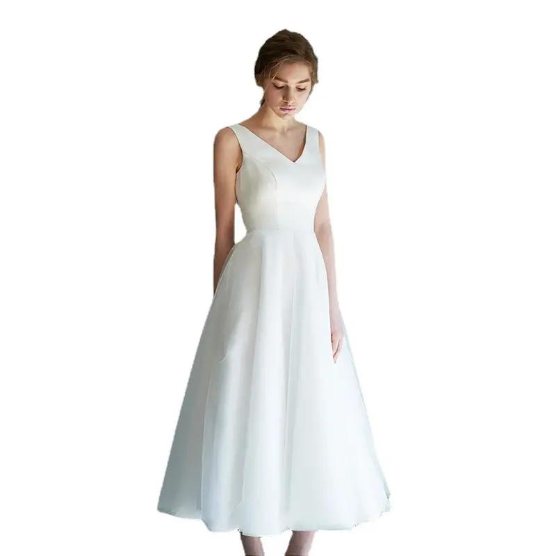 2022 Sleeveless Simple Wedding Dress Satin V Neck Short Outdoor Bridal Wedding Dress Bridal Gown Ball Gown Wedding Dresses