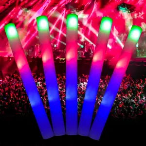 Groothandel Glow In The Dark Fancy Light Party Custom Logo Concert Glow Sticks Kleurrijke Led Foam Sticks