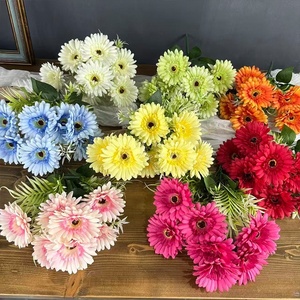 Fleur de marguerite artificielle haute <span class=keywords><strong>simulation</strong></span> de 40 cm, bouquet de 7 têtes de gerbera artificielles pour la décoration de mariage, de maison ou de vitrine - Product Image 1