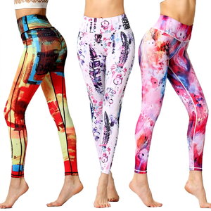 Leggings de yoga pour femmes sexy à taille haute, dernier modèle, design personnalisé, sublimation, pantalon serré pour la course à pied, vente en gros - Product Image 1