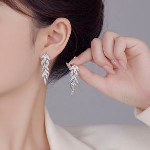 European American Fashion Personality High End Women's <b>Stud</b> Earrings <b>Silver</b> Needle Zircon Leaf Geometric Tassel Wholesale - Product Image 4