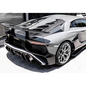 Kit carrosserie pour Lamborghini Aventador 2010-2012 : modification et amélioration du pare-chocs avant, de la calandre, du pare-chocs arrière et des garde-boue. - Product Image 5