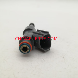 Inyector de Combustible 23209-79155 Para Toyota Prado Hilux AT Transmisión Automática - Product Image 1