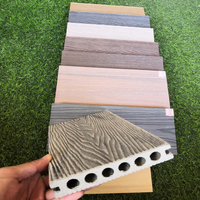 Panneaux de terrasse extérieurs en WPC à clipser, modernes, antidérapants, imperméables, à effet bois, pour piscine et aménagement paysager de jardin