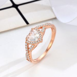 Hot Selling Sterling Silber Mode Herzförmiger Moissan ite Edge-Set Damen ring Hochwertiges einfaches Ring zubehör - Product Image 5