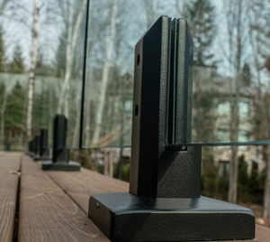 Garde-corps en verre sans cadre ST <span class=keywords><strong>Oceanview</strong></span> | Garde-vent en verre trempé transparent avec ergots en métal noir pour ponts côtiers - Product Image 4