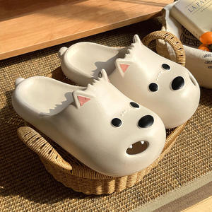 Pantuflas de Estar por Casa para Todas las Estaciones, Diseño Calado, Antideslizantes, Cómodas, para Interiores y Exteriores - Product Image 5