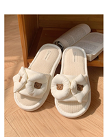 Pantoufles personnalisées amusantes pour adultes Jolies chaussures d'hiver en peluche de loutre d'intérieur Coton doux Pantoufles unisexes de loutre de mer en peluche pour adultes
