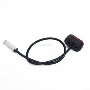 M365/Pro Electric Scooter ánh sáng phía sau ĐĨA PHANH 250W động cơ điện ABS khung 2X vít tương thích điện áp 36V Lithium bao gồm - Product Image 4