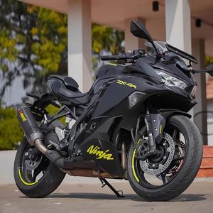 Kawasaki Ninja 250 Moto Sportiva Usata, Efficiente nei Consumi, Schermo LCD con Problema, Germania, <150km/h - Product Image 3