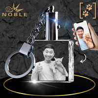 Grosir Pabrik gantungan kunci kristal kosong kustom lampu Led 3d Laser terukir gantungan kunci ubin kristal