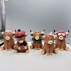 Creative Resin Highland Cow Figurine Cute Desktop Home Decor, Handcrafted Animal Statue <strong>Table</strong> <strong>Top</strong> Living Room <strong>Decoration</strong> - Product Image 1