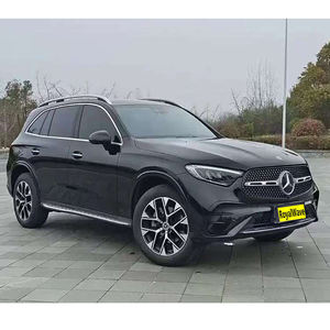Elegante paseo suave usado Mercedes-Benz GLC SUV Vehículo seminuevo de gama alta de primera calidad Motor Turbo oscuro para carreteras Calles De La Ciudad - Product Image 2