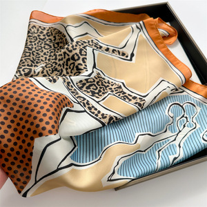 Großhandel Luxus 70*70cm Leopard Steed Square Seide Gefühl Polyester Halstuch Custom Digital Design Damen Schal für Frauen - Product Image 2