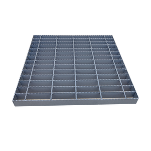 Rejilla de acero prensado 316 de 4 mm para árboles, tipo 40x5, para alcantarillas, aceras peatonales, con soldadura, 4 peldaños de rejilla con cerradura - Product Image 3